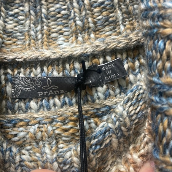 COPY - PRANA oversized sweater size Large. NWT ski leggings cold casual vacatio… - Picture 4 of 6